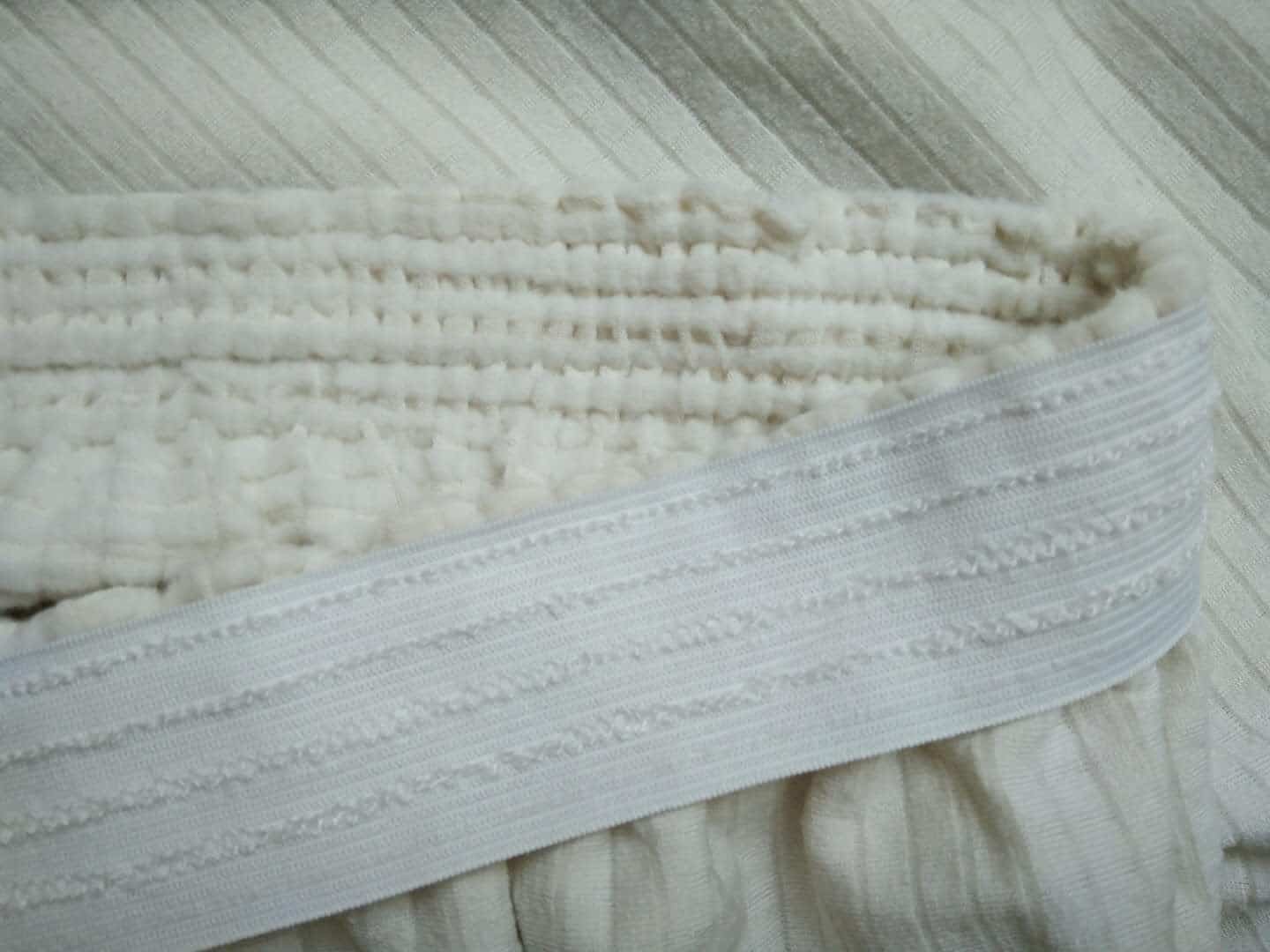 Stuhlhusse Sofia Plüsch Qualität weich und pflegeleicht, Stretch Hussen mit Gummiband für Stühle mit hoher Sitzpolsterung